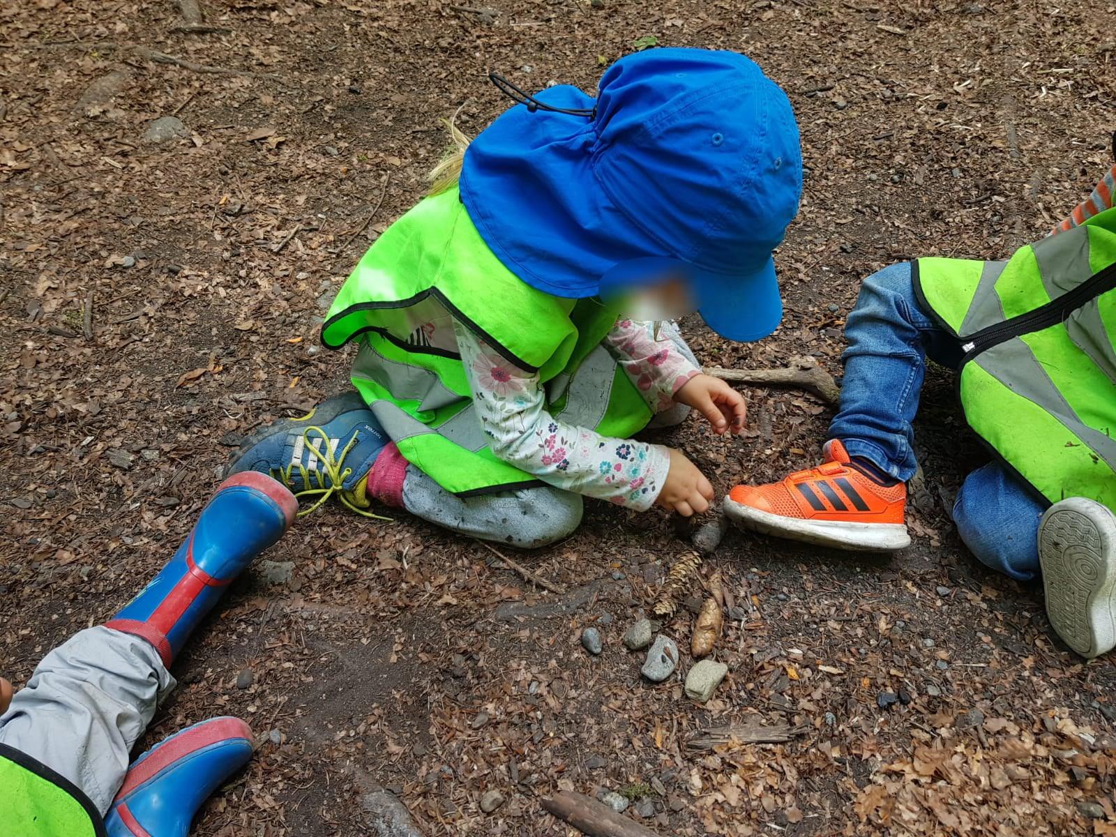 Basteln im Wald