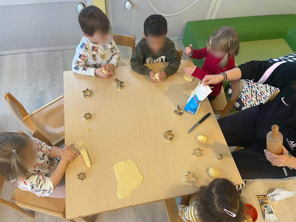 backen kinderbetreuung kinderkrippe und waldkinderkrippe blueemli in zuerich witikon