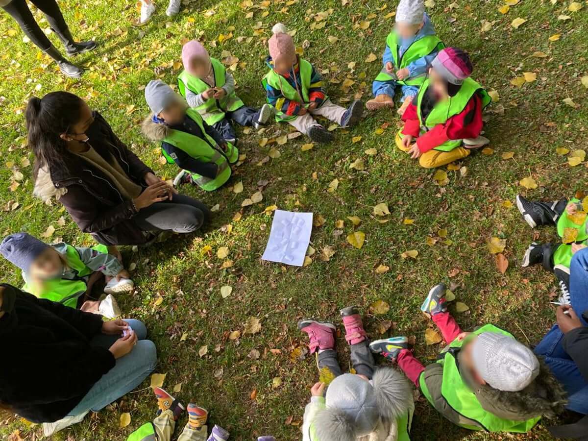 kreis im park kinderbetreuung kinderkrippe und waldkinderkrippe blueemli in zuerich witikon