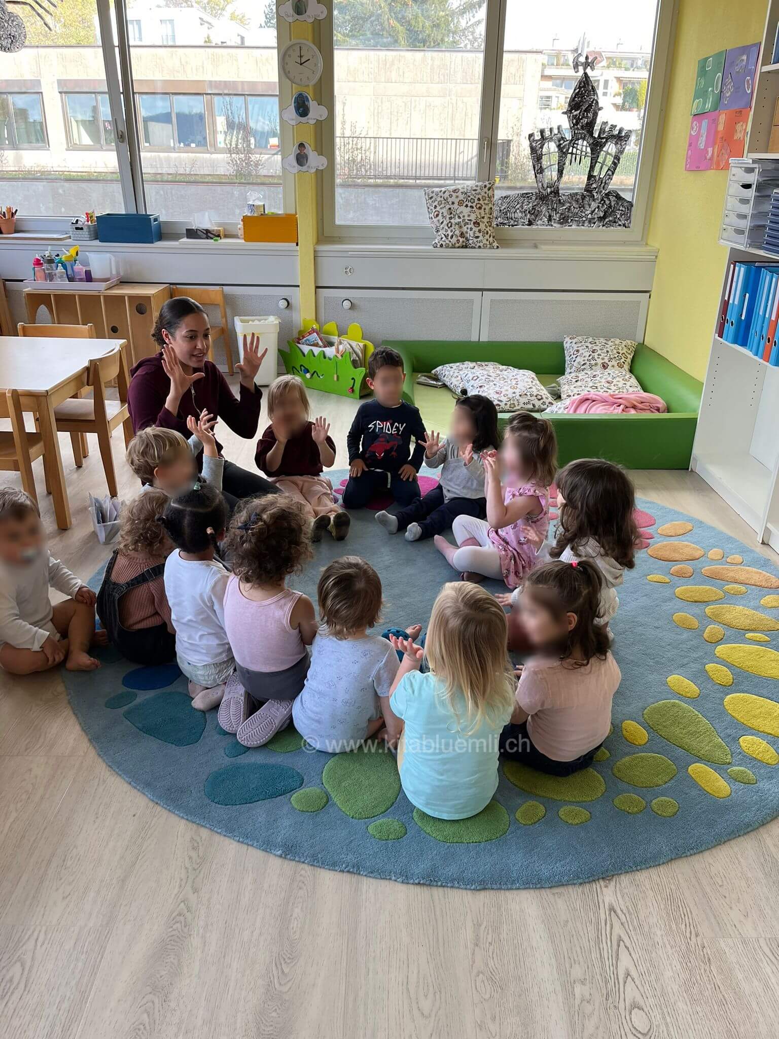 singkreis kinderbetreuung kinderkrippe und waldkinderkrippe blueemli in zuerich witikon