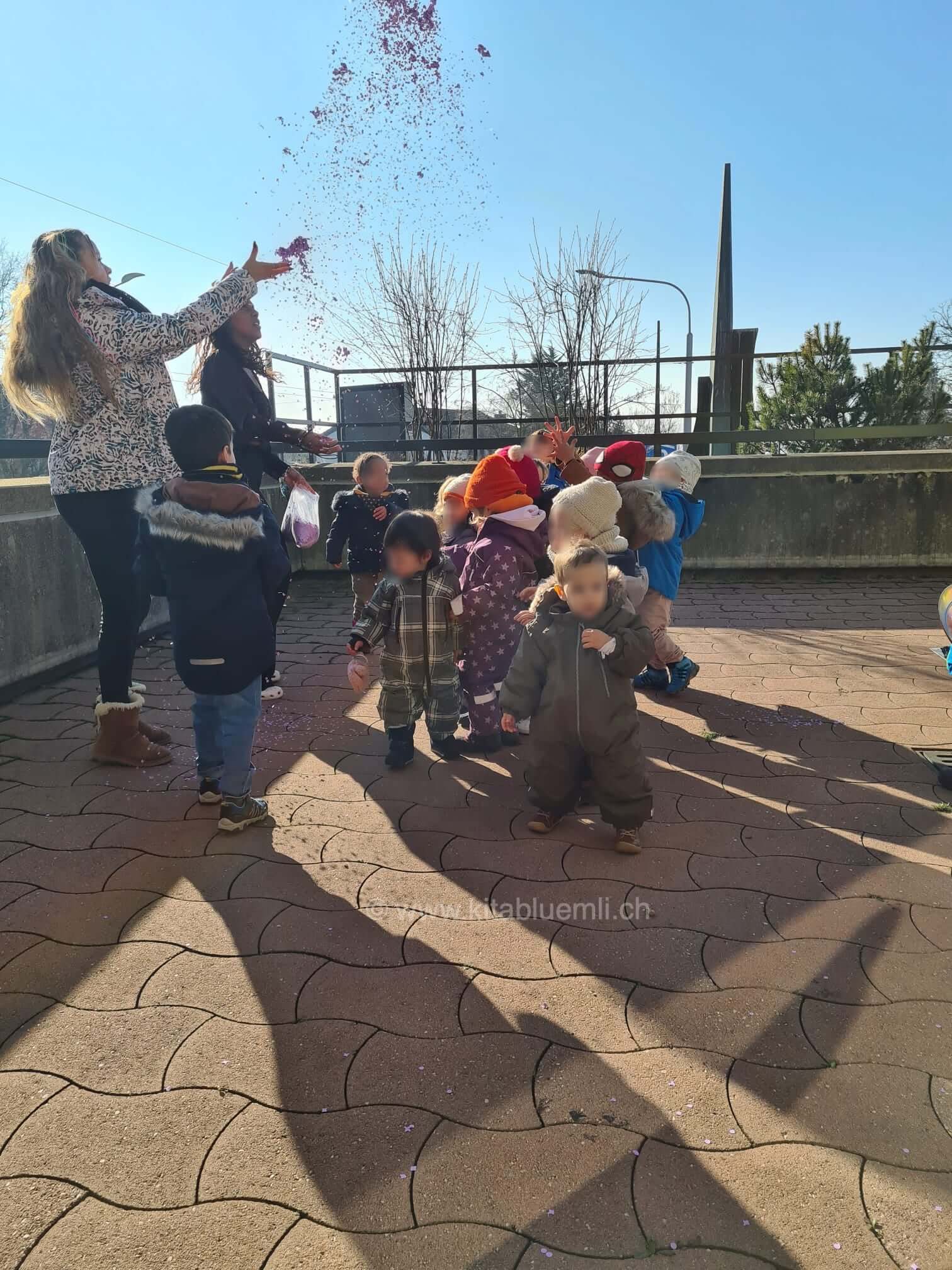 confettiregen kinderbetreuung kinderkrippe und waldkinderkrippe blueemli in zuerich witikon