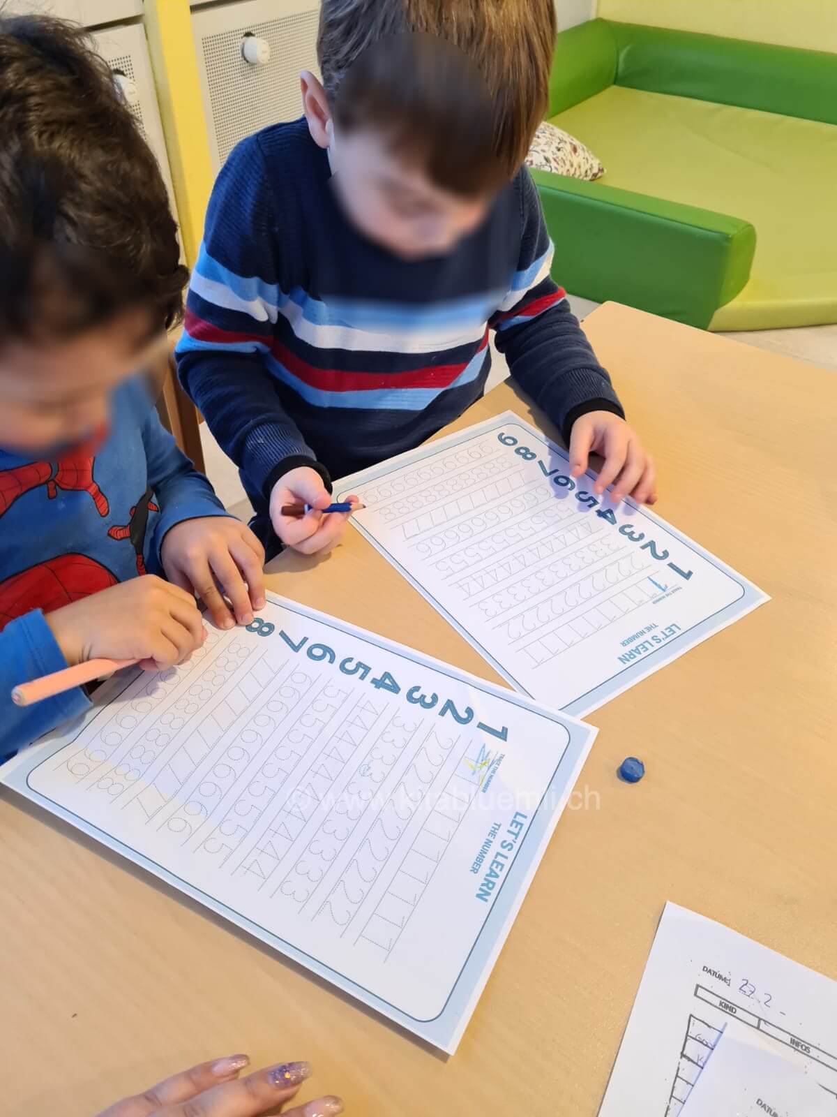 1 bis 10 zahlen lernen kinderbetreuung kinderkrippe und waldkinderkrippe blueemli in zuerich witikon