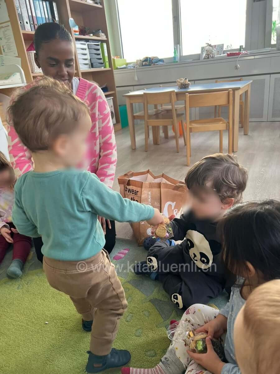 mitgebsel bei geburtstagsparty kinderbetreuung kinderkrippe und waldkinderkrippe blueemli in zuerich witikon