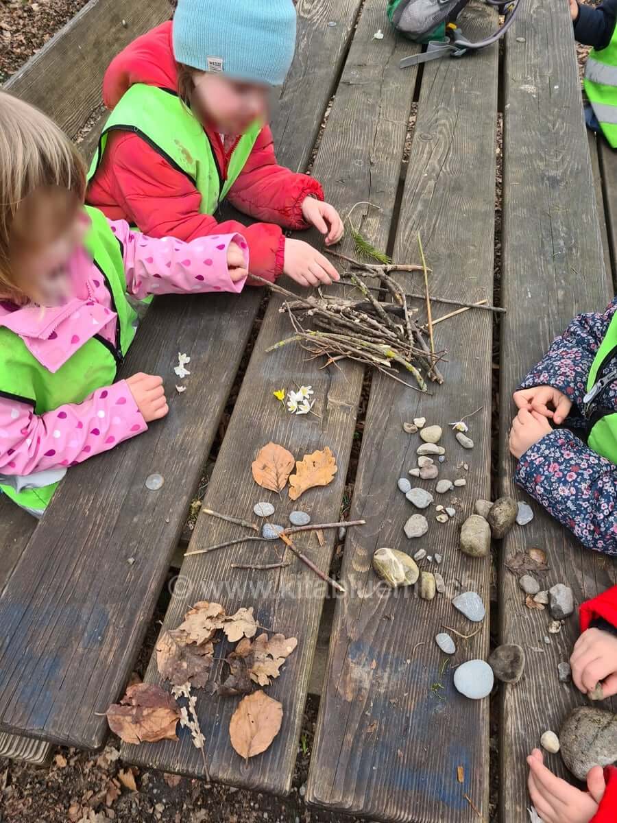 waldobjekte kinderbetreuung kinderkrippe und waldkinderkrippe blueemli in zuerich witikon