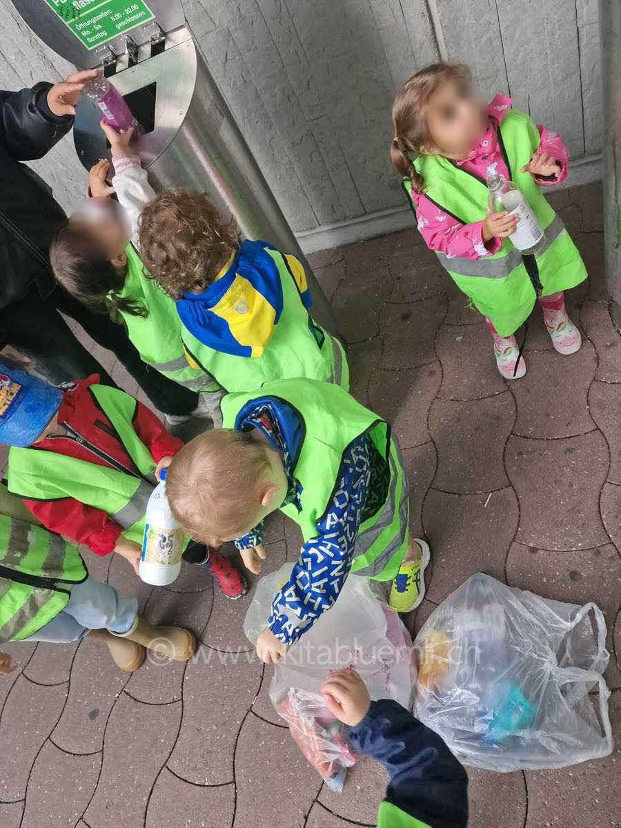 recycling lernen kinderbetreuung kinderkrippe und waldkinderkrippe blueemli in zuerich witikon