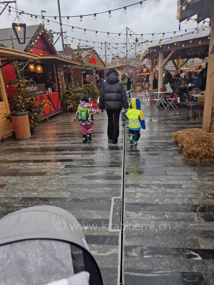 weihnachtsmarkt besuchen kinderbetreuung kinderkrippe und waldkinderkrippe blueemli in zuerich witikon