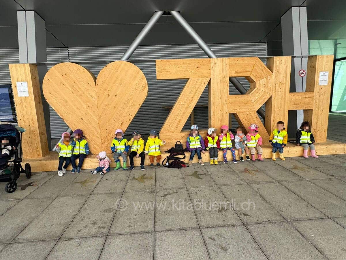 wir lieben zuerich kinderbetreuung kinderkrippe und waldkinderkrippe blueemli in zuerich witikon