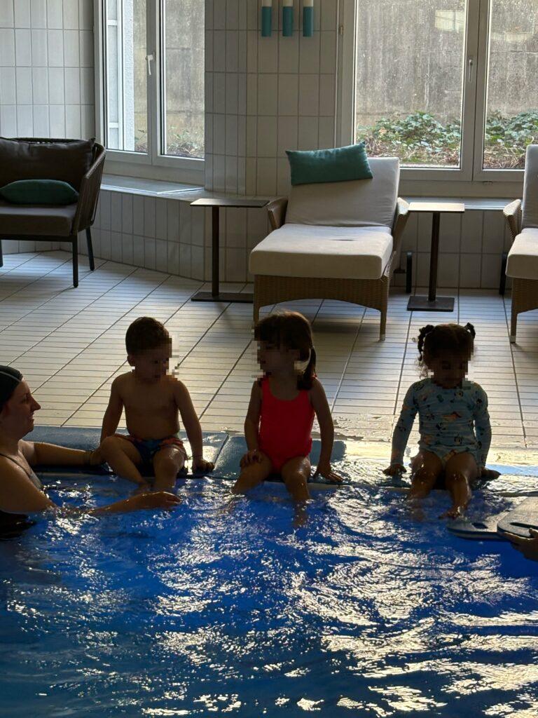 Wassergewöhnung mit Freude – der erste Schritt ins sichere Schwimmen