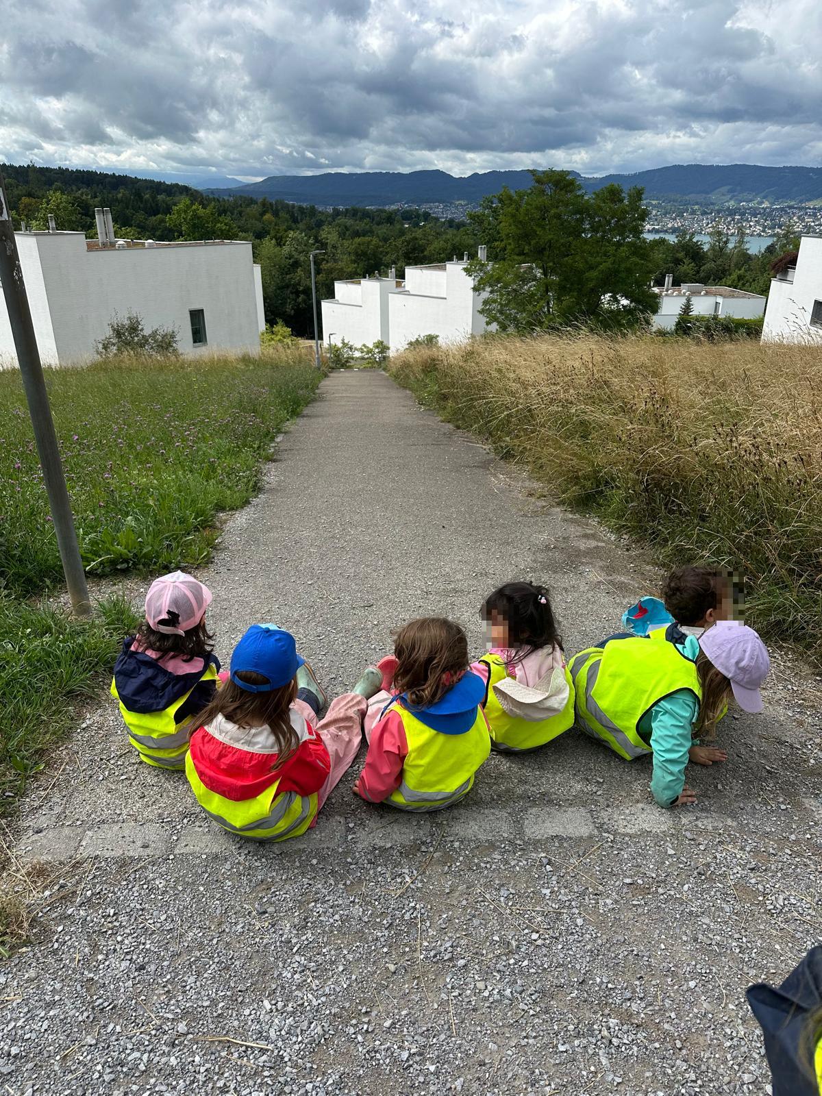 Achtsame Momente mit Kindern: Wenn Innehalten zum Abenteuer wird